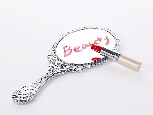 포토 JPG 문자 기호 알파벳 영어 생활용품 누끼 사람없음 화장 뷰티 화장품 거울 립스틱 미용용품 손거울 국내포토 오브젝트 파일형식