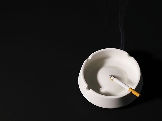 포토 JPG 생활용품 담배 누끼 사람없음 금연 담배꽁초 재떨이 국내포토 캠페인 사회이슈 오브젝트 파일형식