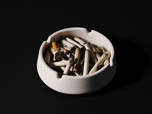 포토 JPG 생활용품 담배 누끼 사람없음 금연 담배꽁초 재떨이 국내포토 캠페인 사회이슈 오브젝트 파일형식