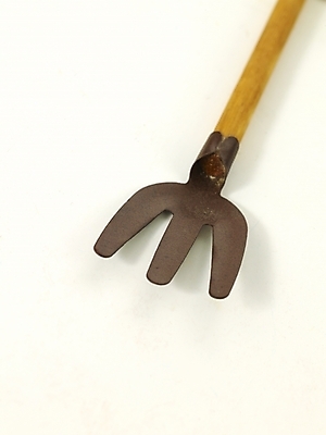 포토 JPG 농업 부분 누끼 사람없음 모형 기구 도구 농기구 원예 삼지창 원예용품 국내포토 산업 창 생활용품 취미 파일형식