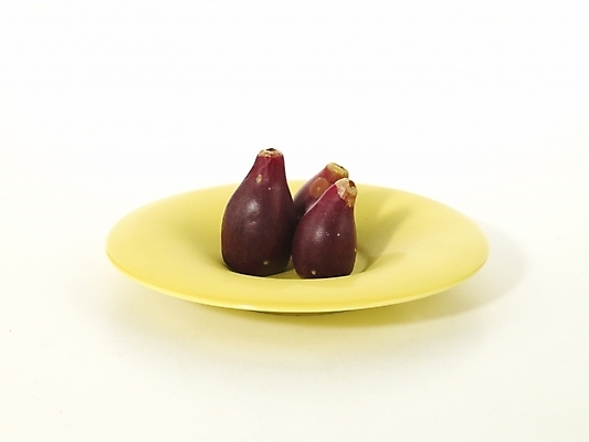 포토 JPG 스튜디오촬영 식물 그릇 접시 열매 컬러 식재료 실내 누끼 근접촬영 사람없음 보라색 컬러푸드 백년초 백련초 국내포토 식기 뷰포인트 파일형식