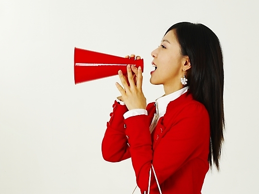 포토 JPG 스튜디오촬영 여자 부분 안내 한명 누끼 사람 동양인 상반신 20대 성인 쇼핑 청춘 확성기 한국인 알림 여자만 여자한명만 성인여자만 청년만 청년여자만 성인한명만 청년여자한명만 성인여자한명만 성인만 국내포토 1 컨셉 실내 인종 청년 파일형식