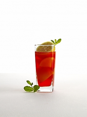 포토 JPG 스튜디오촬영 음료 음식 과일 디저트 잔 누끼 사람없음 컵 주스 과일주스 레몬 수박주스 국내포토 식기 실내 파일형식