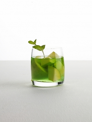 포토 JPG 스튜디오촬영 음료 음식 과일 디저트 잔 누끼 사람없음 컵 주스 과일주스 멜론 국내포토 식기 실내 파일형식