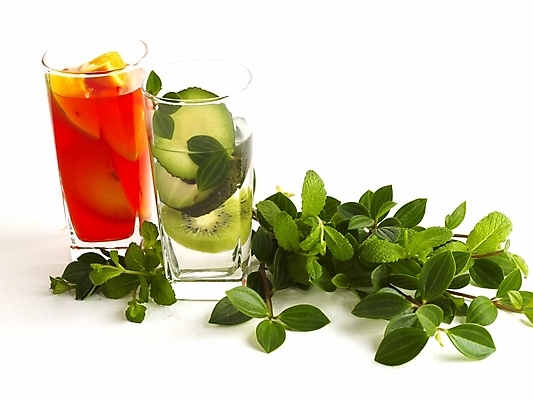 포토 JPG 스튜디오촬영 음료 음식 과일 디저트 잔 키위 사람없음 컵 주스 과일주스 수박주스 국내포토 식기 실내 파일형식