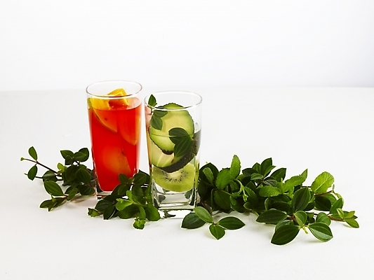 포토 JPG 스튜디오촬영 음료 음식 과일 디저트 잔 키위 사람없음 컵 주스 과일주스 수박주스 국내포토 식기 실내 파일형식