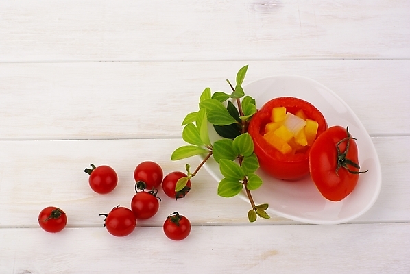 포토 JPG 스튜디오촬영 식물 그릇 접시 열매 음식 잎 토마토 과일 방울토마토 디저트 사람없음 장식 하이앵글 신선 유기농 후르츠칵테일 무농약 국내포토 식기 웰빙 뷰포인트 채소 실내 파일형식