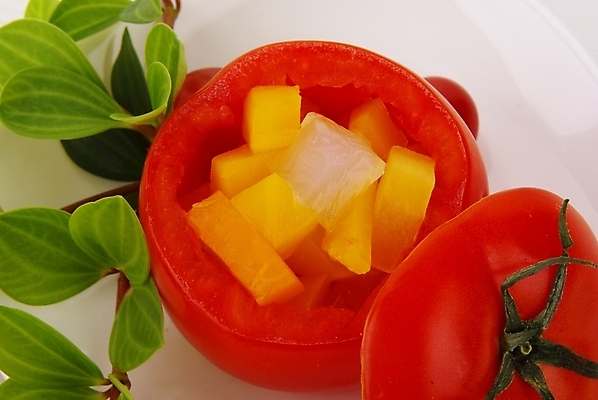 포토 JPG 스튜디오촬영 식물 음식 잎 토마토 과일 디저트 근접촬영 사람없음 장식 하이앵글 신선 후르츠칵테일 국내포토 뷰포인트 채소 실내 파일형식