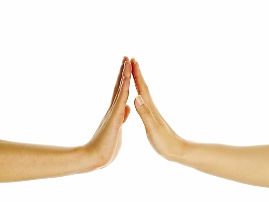 포토 JPG 스튜디오촬영 손 포즈 부분 관계 표시 협력 손바닥 협상 누끼 손짓 신체부위 양손 도움 알림 동맹 우호적 국내포토 컨셉 비즈니스 모션 실내 사람 파일형식