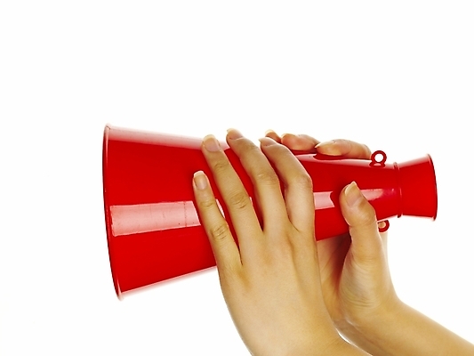 포토 JPG 스튜디오촬영 손 포즈 부분 안내 손짓 이벤트 신체부위 확성기 양손 알림 국내포토 모션 실내 사람 파일형식