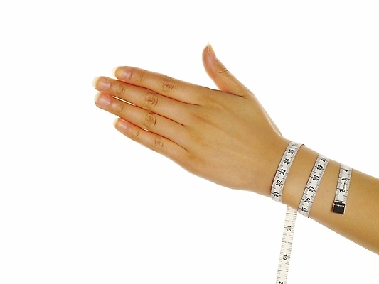 포토 JPG 스튜디오촬영 손 포즈 몸매관리 다이어트 부분 한손 줄자 누끼 손짓 신체부위 치수 국내포토 모션 실내 자 건강 사람 파일형식