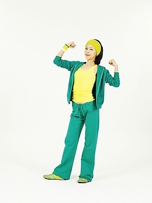 포토 JPG 스튜디오촬영 전신 모델 라이프스타일 웰빙 여자 포즈 다이어트 건강 두건 한명 누끼 사람 20대 성인 취미 생활 운동복 운동 헬스 한국인 머리띠 여자만 여자한명만 성인여자만 청년만 청년여자만 성인한명만 청년여자한명만 성인여자한명만 성인만 국내포토 1 옷 장신구 실내 동양인 청년 파일형식