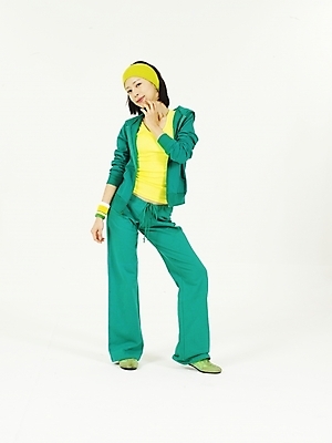 포토 JPG 스튜디오촬영 전신 모델 라이프스타일 웰빙 여자 포즈 다이어트 건강 두건 한명 누끼 사람 20대 성인 취미 라이프 생활 운동복 운동 헬스 한국인 머리띠 여자만 여자한명만 성인여자만 청년만 청년여자만 성인한명만 청년여자한명만 성인여자한명만 성인만 국내포토 1 옷 장신구 실내 동양인 청년 파일형식