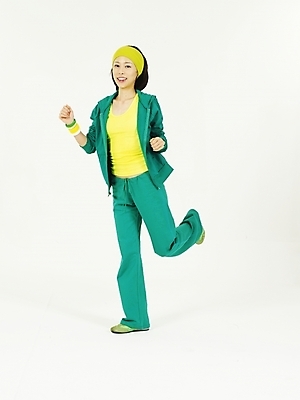 포토 JPG 스튜디오촬영 전신 모델 라이프스타일 웰빙 여자 포즈 다이어트 건강 두건 한명 누끼 사람 20대 성인 취미 생활 운동복 달리기 운동 헬스 한국인 머리띠 여자만 여자한명만 성인여자만 청년만 청년여자만 성인한명만 청년여자한명만 성인여자한명만 성인만 국내포토 1 옷 장신구 모션 실내 동양인 청년 파일형식