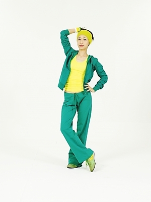 포토 JPG 스튜디오촬영 전신 모델 라이프스타일 웰빙 여자 포즈 다이어트 건강 두건 한명 누끼 사람 20대 성인 취미 라이프 생활 운동복 운동 헬스 한국인 머리띠 여자만 여자한명만 성인여자만 청년만 청년여자만 성인한명만 청년여자한명만 성인여자한명만 성인만 국내포토 1 옷 장신구 실내 동양인 청년 파일형식