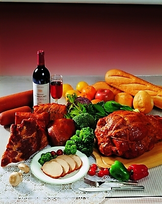 포토 JPG 음식 빵 과일 실내 육류 근접촬영 사람없음 세로 와인 소시지 가공식품 바게트 레드와인 양고기 훈제요리 국내포토 뷰포인트 식재료 주류 내부 파일형식