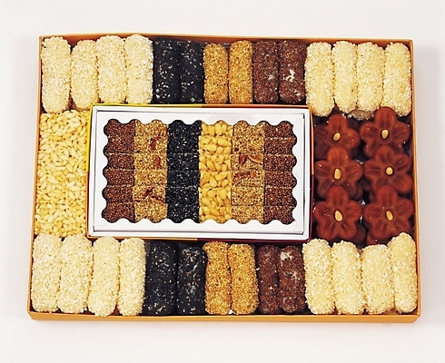 포토 JPG 한국전통 명절 한식 음식 디저트 실내 선물 근접촬영 사람없음 전통음식 한과 이바지음식 전통다과 국내포토 전통 기념일 뷰포인트 한국 내부 다과 파일형식