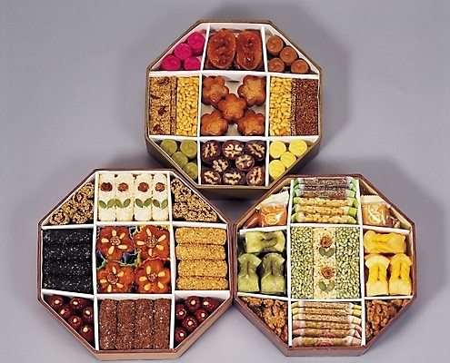 포토 JPG 한국전통 명절 한식 음식 디저트 실내 선물 근접촬영 사람없음 전통음식 한과 이바지음식 전통다과 국내포토 전통 기념일 뷰포인트 한국 내부 다과 파일형식