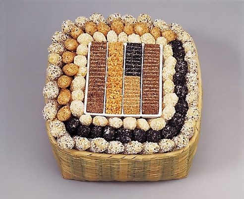 포토 JPG 명절 한식 음식 디저트 한국 실내 선물 근접촬영 사람없음 전통음식 한과 엿 이바지음식 전통다과 국내포토 전통 기념일 아시아 뷰포인트 내부 다과 전통과자 파일형식