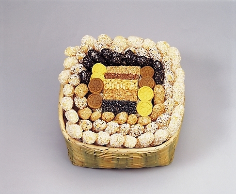 포토 JPG 명절 한식 음식 디저트 한국 실내 선물 근접촬영 사람없음 전통음식 한과 이바지음식 전통다과 국내포토 전통 기념일 아시아 뷰포인트 내부 다과 파일형식