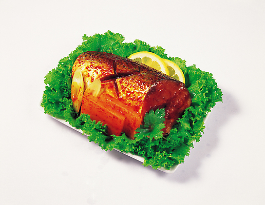 포토 JPG 그릇 한식 음식 반찬 실내 사람없음 장식 고등어 고등어조림 국내포토 식기 어류 내부 조림 파일형식