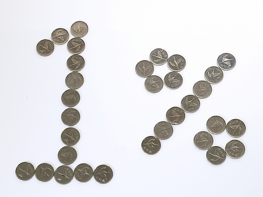 포토 JPG 스튜디오촬영 1 기호 돈 누끼 사람없음 금융 경제 숫자 동전 원화 퍼센트 오백원 오브젝트 1% 국내포토 문자 실내 특수기호 재산 파일형식