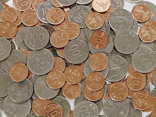 포토 JPG 스튜디오촬영 돈 사람없음 금융 경제 동전 원화 백원 오백원 오브젝트 십원 국내포토 실내 재산 파일형식