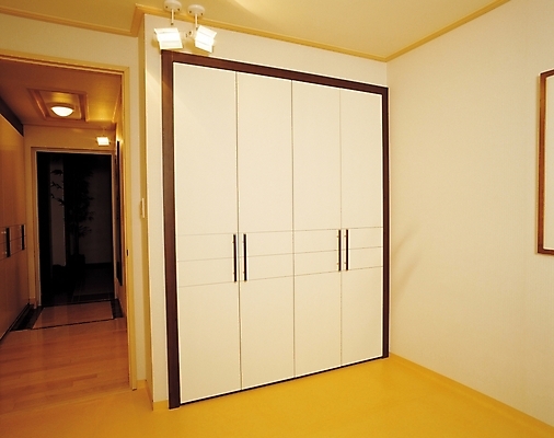 포토 JPG 현대건축 건축 가구 액자 조명 실내 사람없음 가로 인테리어 방 장롱 서랍장 벽장 국내포토 디자인 생활용품 내부 파일형식