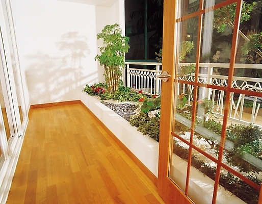 포토 JPG 나무 식물 시설물 현대건축 건축 꽃 바닥 실내 사람없음 가로 인테리어 발코니 화단 국내포토 건축물 디자인 내부 파일형식