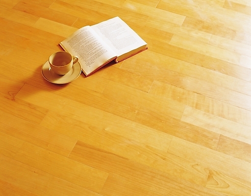 포토 JPG 시설물 현대건축 건축 바닥 실내 사람없음 책 가로 인테리어 찻잔 나무바닥 국내포토 건축물 디자인 잔 내부 파일형식