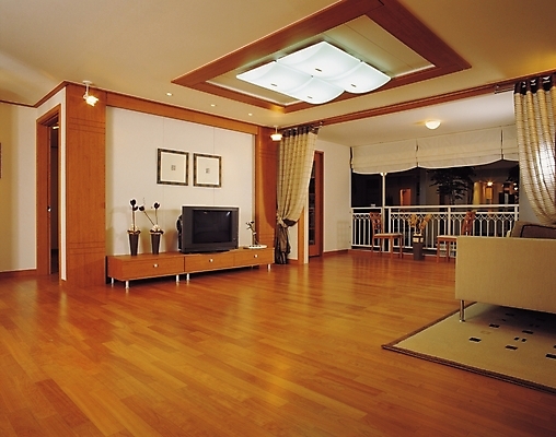 포토 JPG 시설물 현대건축 건축 액자 거실 의자 조명 바닥 실내 사람없음 가로 인테리어 텔레비전 가전제품 커튼 천장 서랍장 국내포토 건축물 디자인 가구 내부 전자제품 파일형식