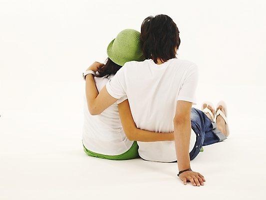 포토 JPG 스튜디오촬영 모델 모자 라이프스타일 커플 여자 남자 감정 한쌍 여행 포즈 휴가 사랑 누끼 사람 앉기 20대 취미 두명 뒷모습 청춘 청년만 성인만 국내포토 잡화 뷰포인트 컨셉 관계 모션 실내 청년 생활 파일형식