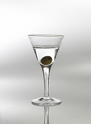 포토 JPG 식기 잔 한잔 주류 실내 사람없음 알코올 칵테일 칵테일잔 국내포토 1 음료 술잔 내부 파일형식