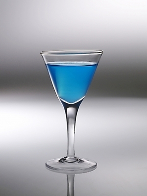 포토 JPG 식기 잔 한잔 주류 실내 사람없음 알코올 칵테일 칵테일잔 국내포토 1 음료 술잔 내부 파일형식