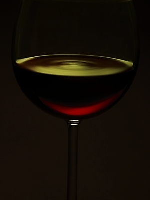 포토 JPG 식기 컬러 잔 한잔 주류 실내 사람없음 와인 검은색 알코올 칵테일 칵테일잔 국내포토 1 음료 술잔 내부 파일형식