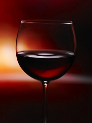 포토 JPG 식기 컬러 와인잔 잔 한잔 주류 실내 사람없음 빨간색 와인 알코올 레드와인 국내포토 1 음료 술잔 내부 파일형식