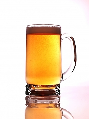 포토 JPG 잔 한잔 맥주 주류 생맥주 실내 사람없음 컵 거품 알코올 맥주잔 국내포토 1 식기 음료 술잔 내부 파일형식