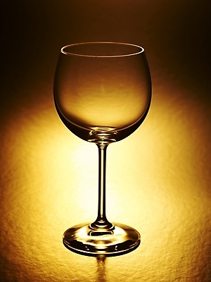 포토 JPG 식기 컬러 생활용품 와인잔 잔 기념 실내 사람없음 컵 한개 갈색 축하 오브젝트 국내포토 1 컨셉 술잔 내부 파일형식