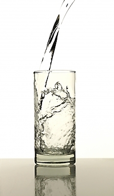 포토 JPG 식기 음료 잔 한잔 실내 사람없음 컵 물 붓기 식수 국내포토 자연요소 1 모션 내부 파일형식