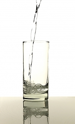 포토 JPG 식기 음료 잔 한잔 실내 사람없음 컵 물 붓기 식수 국내포토 자연요소 1 모션 내부 파일형식