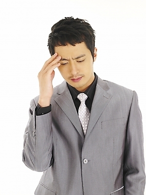 포토 JPG 스튜디오촬영 모델 직업 남자 포즈 생각 비즈니스 부분 모션 스트레스 한명 사람 정장 상반신 20대 성인 앞모습 청춘 한국인 직장인 비즈니스맨 고민 두통 갈등 남자만 남자한명만 성인남자만 청년만 청년남자만 청년남자한명만 성인한명만 성인남자한명만 성인만 국내포토 1 옷 감정 뷰포인트 컨셉 실내 동양인 청년 질병 파일형식