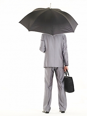 포토 JPG 스튜디오촬영 전신 모델 직업 남자 포즈 서류가방 가방 우산 비즈니스 모션 한명 서기 누끼 사람 정장 20대 성인 뒷모습 청춘 검은색 직장인 비즈니스맨 남자만 남자한명만 성인남자만 청년만 청년남자만 청년남자한명만 성인한명만 성인남자한명만 성인만 국내포토 1 잡화 옷 뷰포인트 컬러 컨셉 실내 청년 파일형식