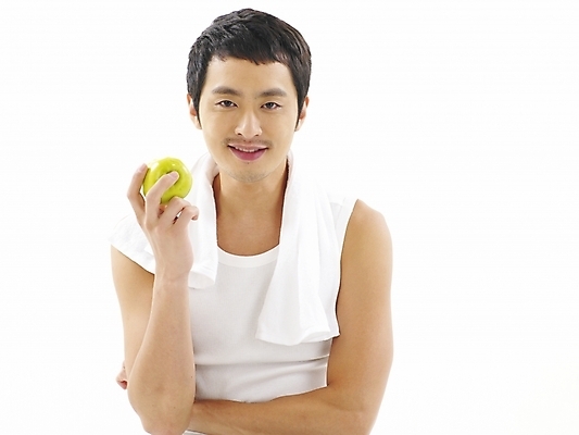 포토 JPG 스튜디오촬영 라이프스타일 웰빙 남자 음식 러닝셔츠 다이어트 과일 부분 아침 건강 한명 누끼 사람 상반신 20대 성인 수건 민소매 한국인 속옷 사과 출근준비 풋사과 아오리사과 남자만 남자한명만 성인남자만 청년만 청년남자만 청년남자한명만 성인한명만 성인남자한명만 성인만 국내포토 주간 1 옷 셔츠 상의 실내 동양인 청년 생활 위생용품 출근 파일형식