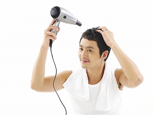 포토 JPG 스튜디오촬영 라이프스타일 남자 러닝셔츠 부분 아침 건조 한명 누끼 사람 상반신 20대 성인 수건 민소매 뷰티 한국인 속옷 드라이어 출근준비 머리손질 남자만 남자한명만 성인남자만 청년만 청년남자만 청년남자한명만 성인한명만 성인남자한명만 성인만 소형가전제품 국내포토 주간 1 옷 셔츠 상의 실내 동양인 청년 생활 위생용품 가전제품 미용용품 출근 파일형식