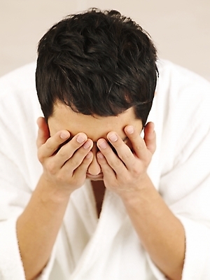 포토 JPG 라이프스타일 남자 부분 아침 실내 한명 사람 상반신 20대 성인 뷰티 한국인 욕실 목욕가운 세수 피부관리 화장실 출근준비 스킨케어 남자만 남자한명만 성인남자만 청년만 청년남자만 청년남자한명만 성인한명만 성인남자한명만 성인만 국내포토 주간 1 동양인 청년 내부 생활 청결 가운 출근 파일형식