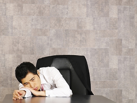 포토 JPG 모델 직업 남자 포즈 와이셔츠 회사 비즈니스 부분 탁자 스트레스 실내 피곤 한명 사람 상반신 20대 성인 청춘 사무실 한국인 직장인 사무원 비즈니스맨 책상 남자만 남자한명만 성인남자만 청년만 청년남자만 청년남자한명만 성인한명만 성인남자한명만 성인만 국내포토 1 가구 컨셉 셔츠 동양인 청년 내부 파일형식