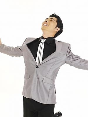 포토 JPG 스튜디오촬영 전신 모델 직업 남자 포즈 비즈니스 부분 한명 사람 정장 상반신 20대 성인 청춘 한국인 직장인 사무원 비즈니스맨 남자만 남자한명만 성인남자만 청년만 청년남자만 청년남자한명만 성인한명만 성인남자한명만 성인만 국내포토 1 옷 컨셉 실내 동양인 청년 파일형식