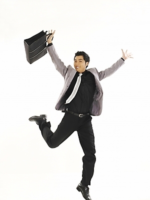 포토 JPG 스튜디오촬영 전신 모델 직업 남자 포즈 서류가방 가방 비즈니스 한명 누끼 사람 정장 20대 성인 청춘 한국인 직장인 사무원 비즈니스맨 남자만 남자한명만 성인남자만 청년만 청년남자만 청년남자한명만 성인한명만 성인남자한명만 성인만 국내포토 1 잡화 옷 컨셉 실내 동양인 청년 파일형식