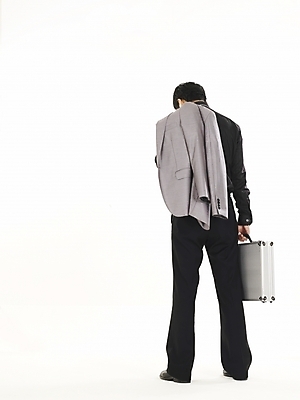 포토 JPG 스튜디오촬영 전신 모델 직업 남자 포즈 서류가방 가방 비즈니스 한명 누끼 사람 정장 20대 성인 뒷모습 청춘 한국인 직장인 사무원 비즈니스맨 실패 좌절 기밀가방 부정적 남자만 남자한명만 성인남자만 청년만 청년남자만 청년남자한명만 성인한명만 성인남자한명만 성인만 국내포토 1 잡화 옷 감정 뷰포인트 컨셉 실내 동양인 청년 파일형식