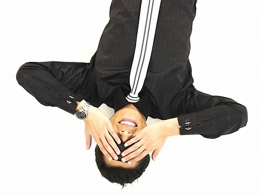 포토 JPG 스튜디오촬영 모델 직업 남자 포즈 와이셔츠 비즈니스 부분 휴식 한명 사람 상반신 20대 성인 청춘 하이앵글 한국인 잠 직장인 사무원 비즈니스맨 수면 수면안대 남자만 남자한명만 성인남자만 청년만 청년남자만 청년남자한명만 성인한명만 성인남자한명만 성인만 국내포토 1 뷰포인트 컨셉 셔츠 실내 동양인 청년 물 안대 파일형식